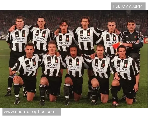 尤文图斯足球明星阵容解析及历史名将介绍