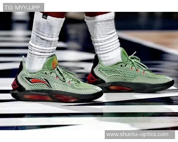 欧洲顶级球星热衷穿着的足球鞋品牌与款式深度解析