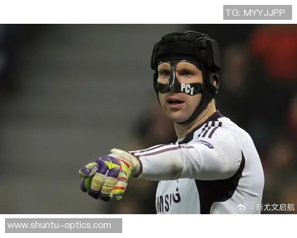 足球球星运动面罩制作工艺揭秘与创新设计趋势分析